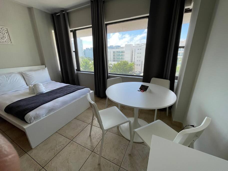 Charming Studio City View! Miami Beach Exterior foto